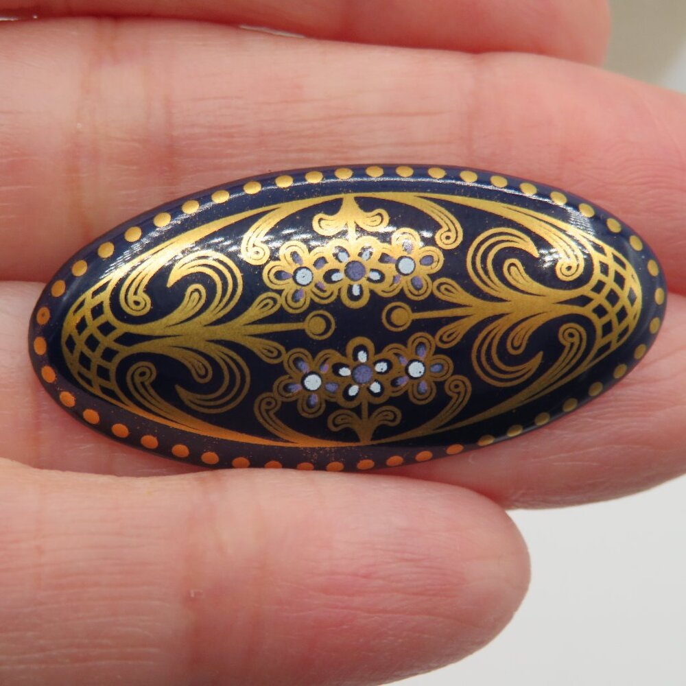 Vintage Enamel Black Gold Enamel Floral Pattern Oval Brooch